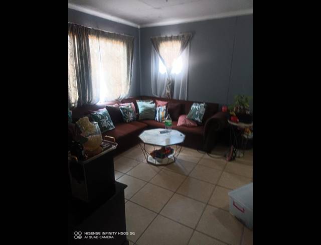 2 BEDROOM HOUSE FOR SALE IN WINDMILL PARK